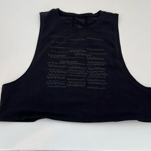 Lululemon crop top